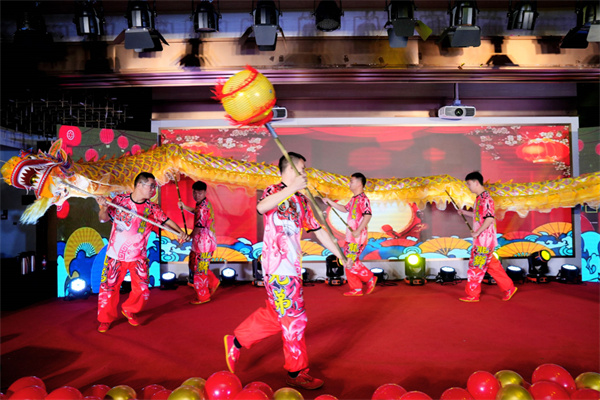 舞龍.jpg